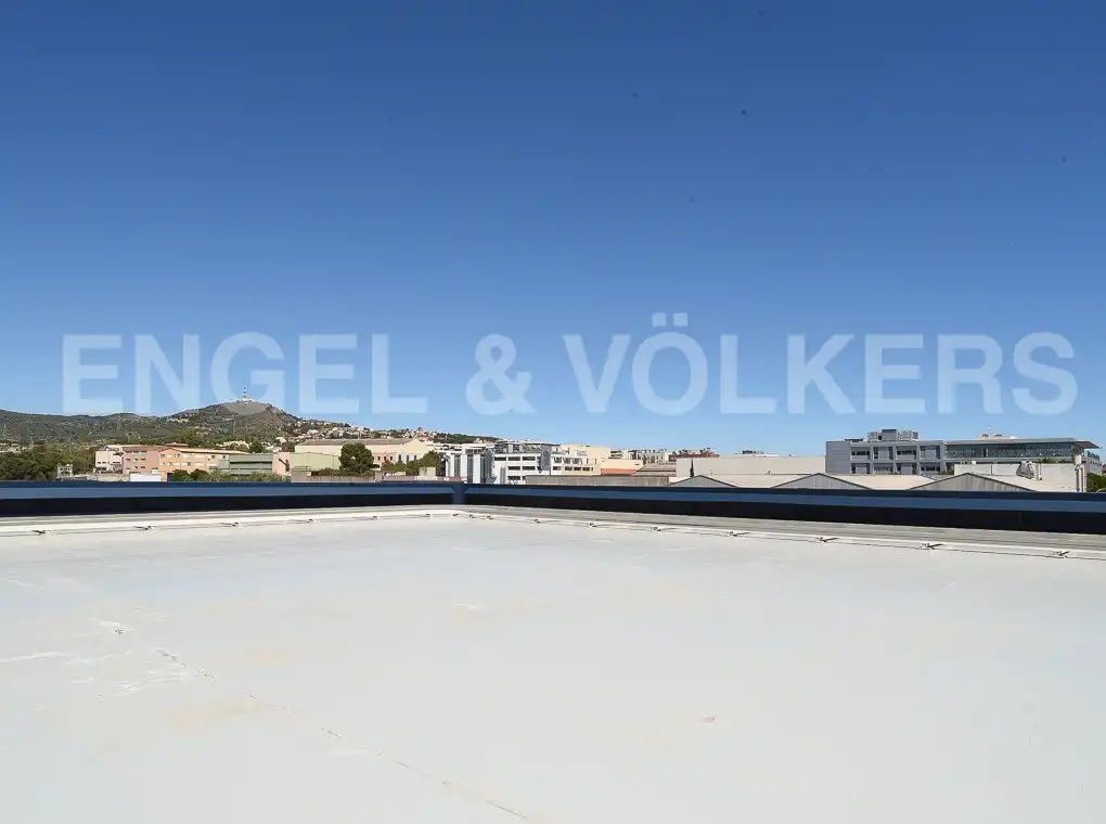 Terraza de Nave industrial en venta en Sant Just Desvern