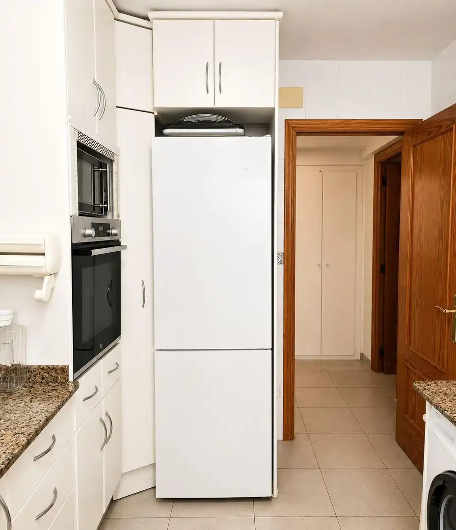 Cuina de Pis en venda en Salou amb Aire condicionat, Terrassa i Moblat