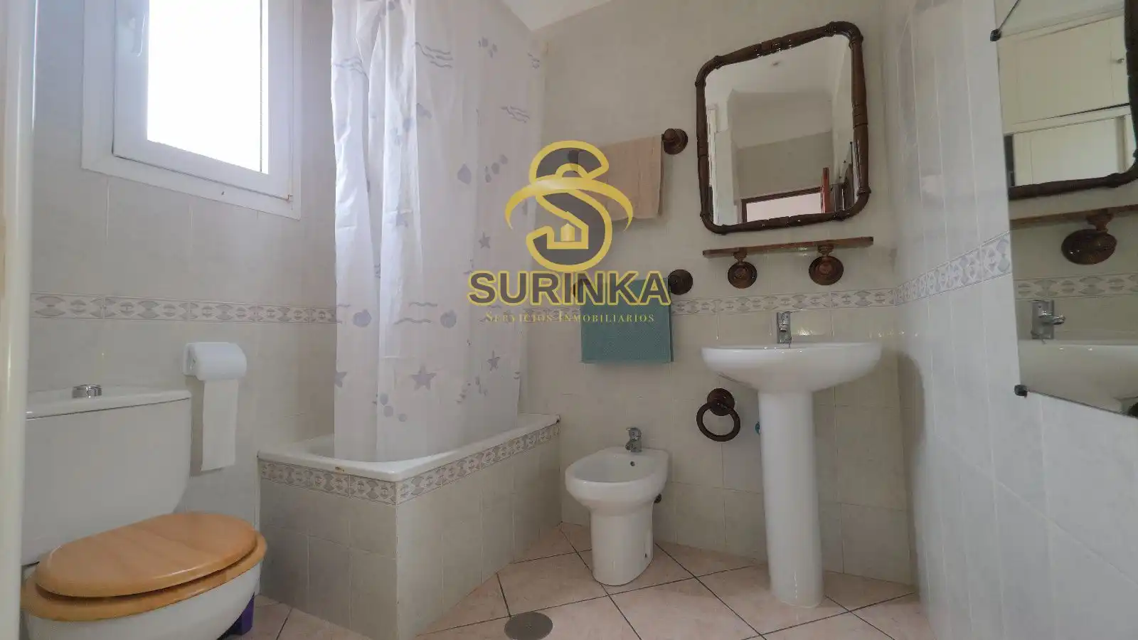 Bathroom of Flat for rent in Telde  with Terrace and Furnished