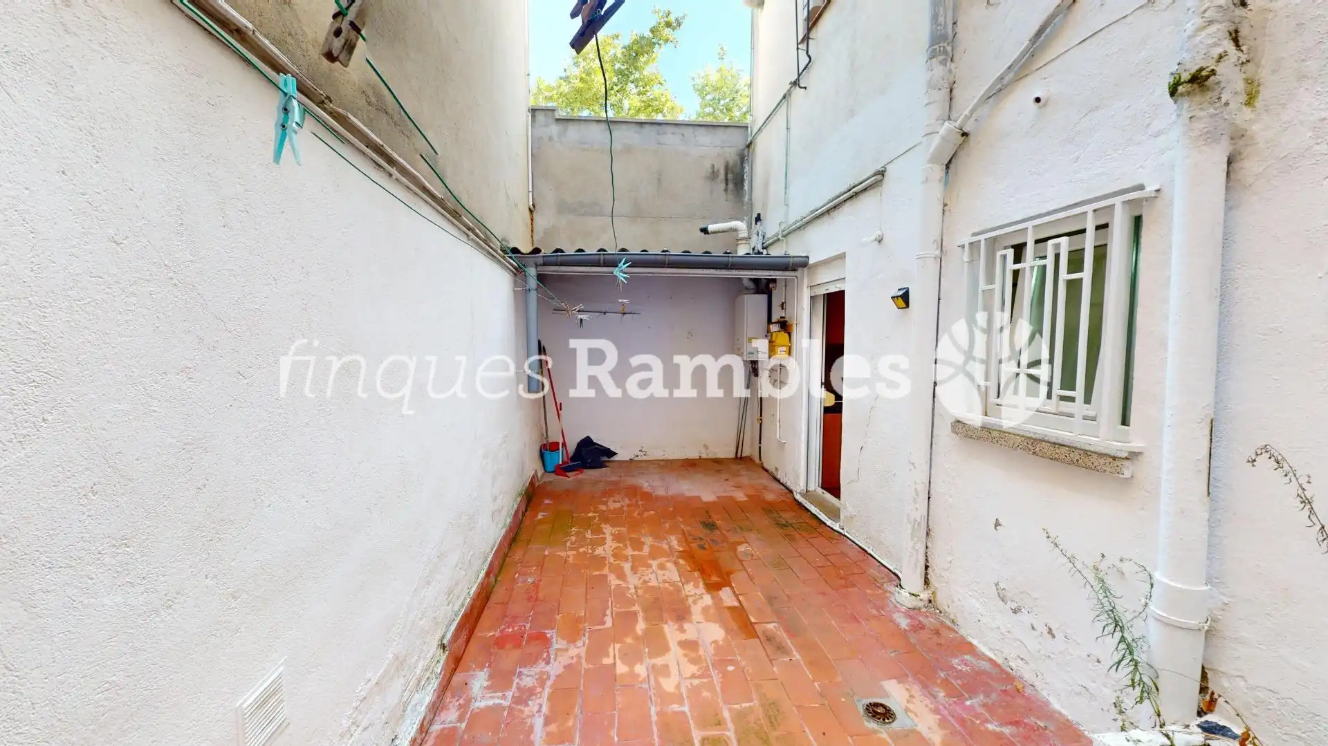 Terraza de Planta baja en venta en Ponent - Set Camins