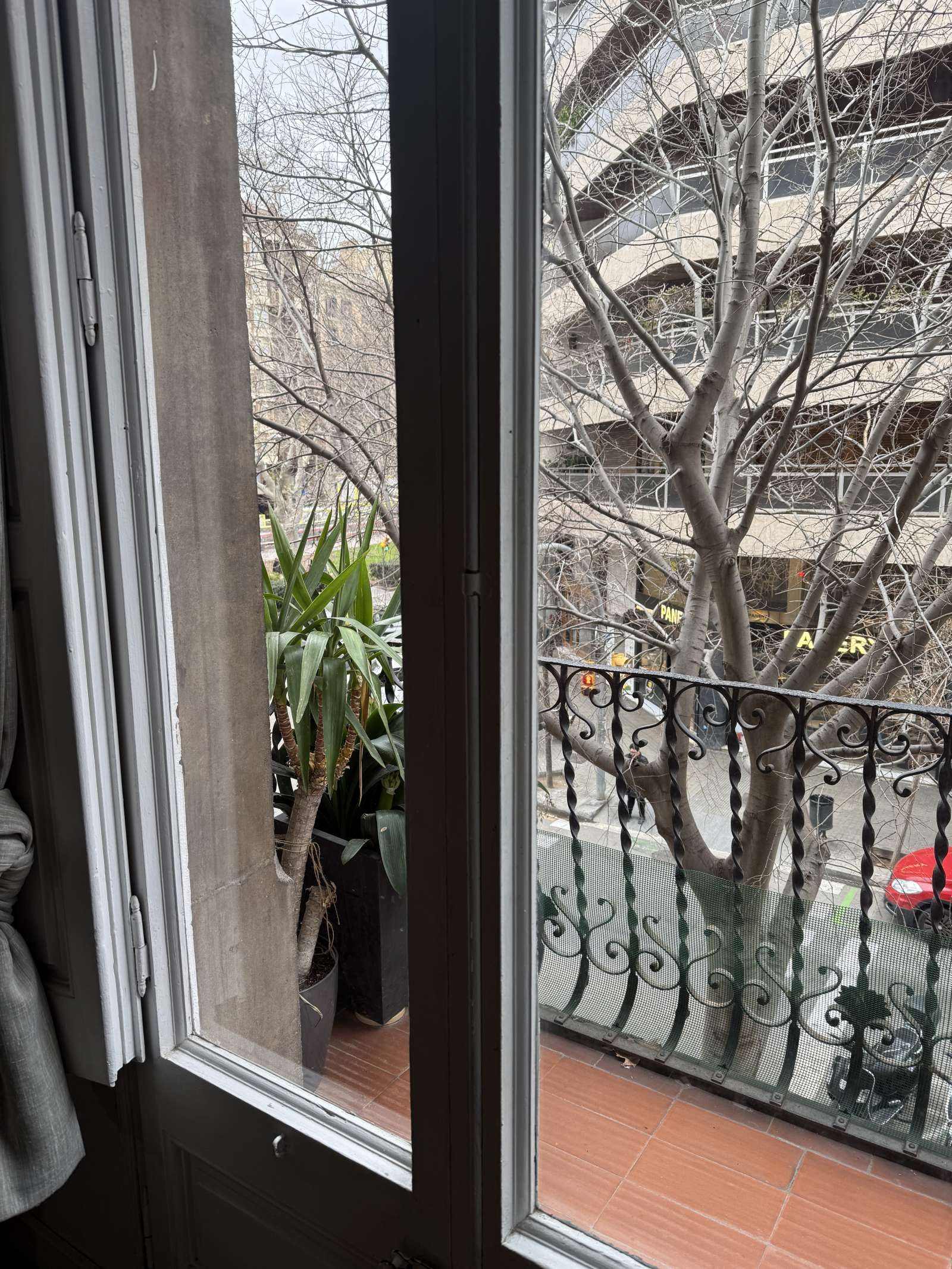 Terrassa de Pis per a compartir en  Barcelona Capital amb Aire condicionat, Calefacció i Terrassa