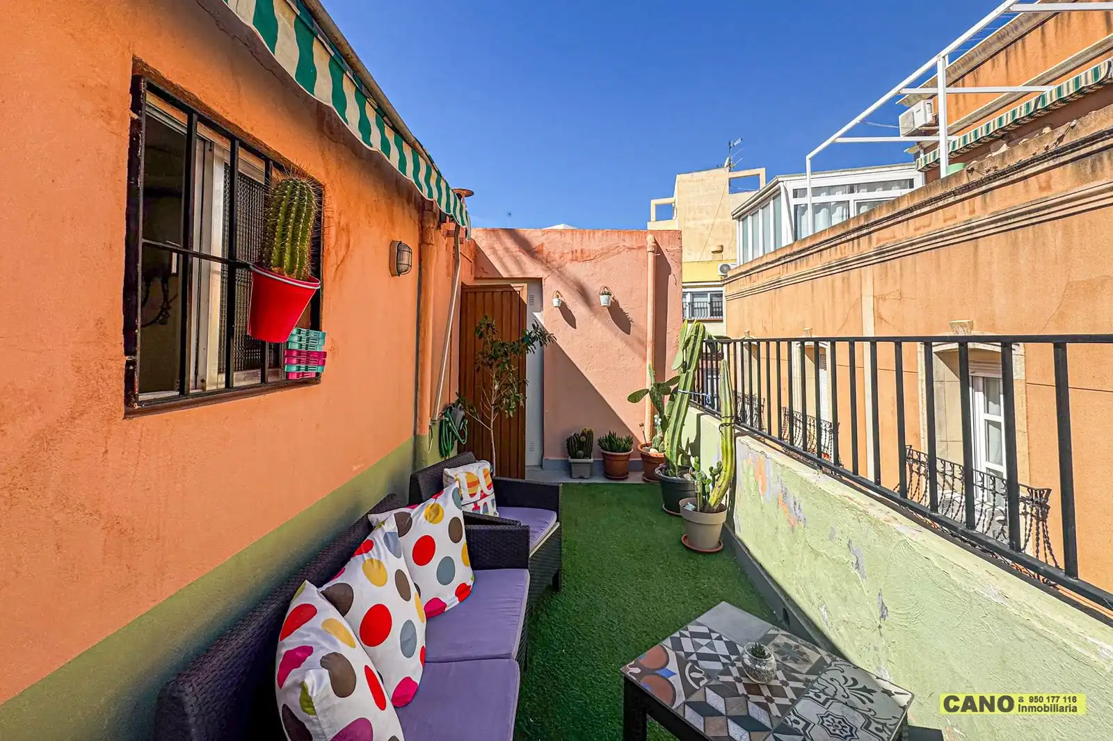Terrassa de Casa o xalet en venda en Almería amb Terrassa