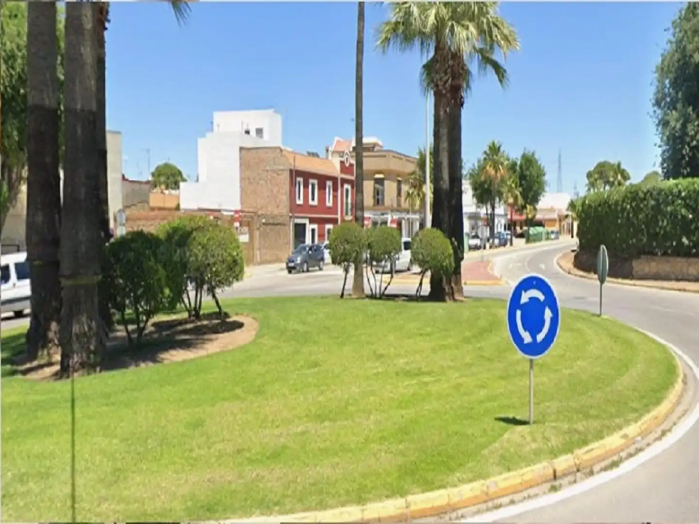 Vista exterior de Pis en venda en Dos Hermanas