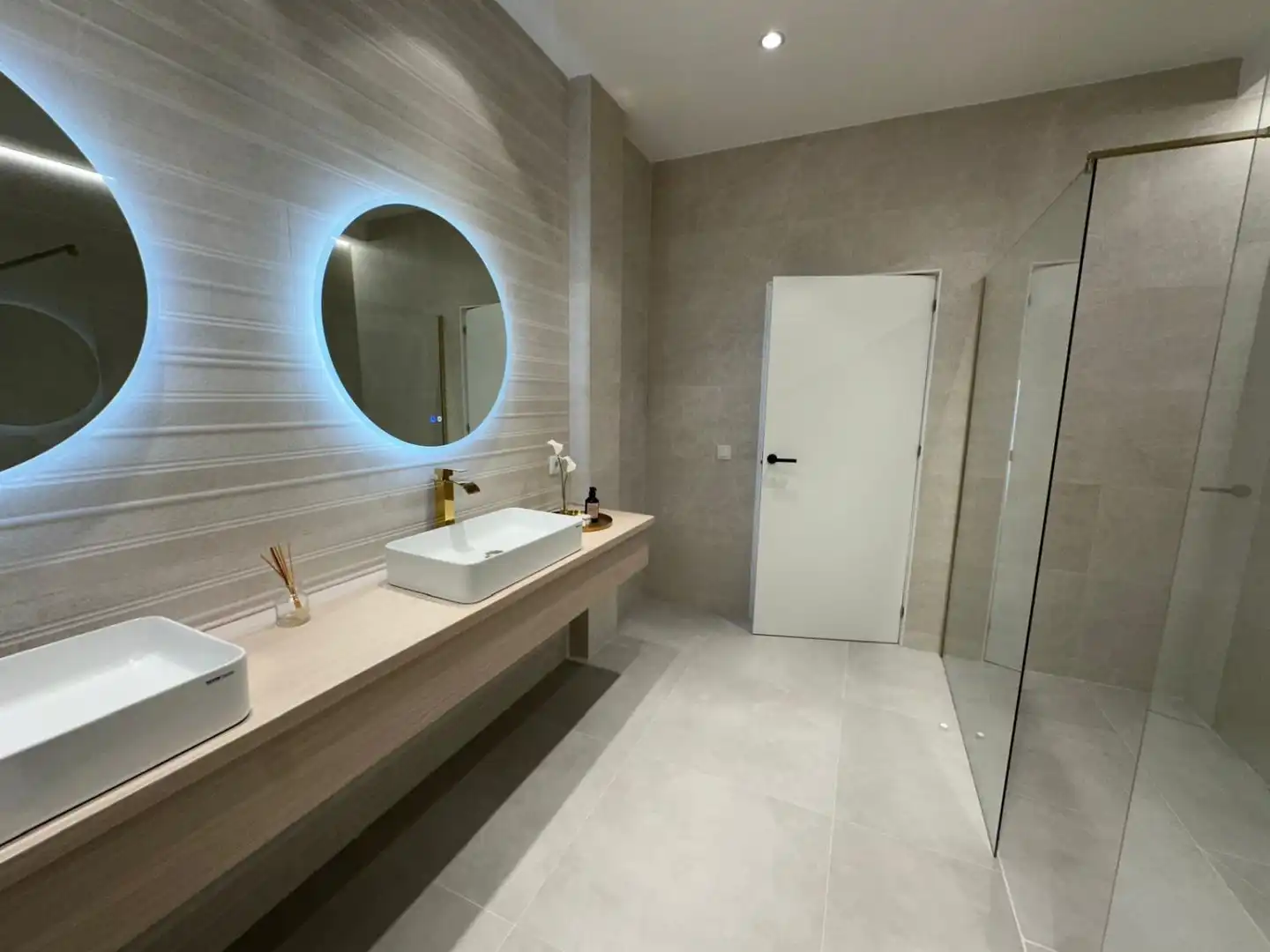 Baño de Piso en venta en Castellón de la Plana / Castelló de la Plana con Terraza
