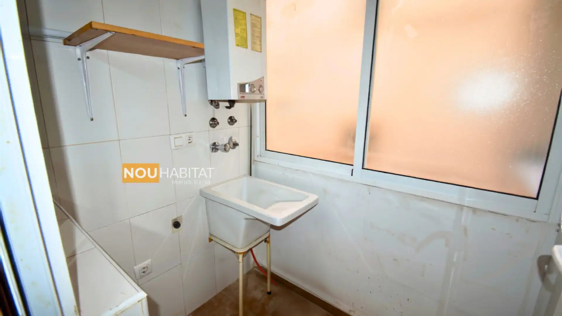 Bedroom of Flat for sale in Montroi / Montroy  with Heating and Storage room