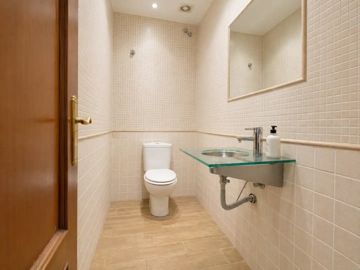 Baño de Casa adosada en venta en El Vendrell con Aire acondicionado, Calefacción y Terraza