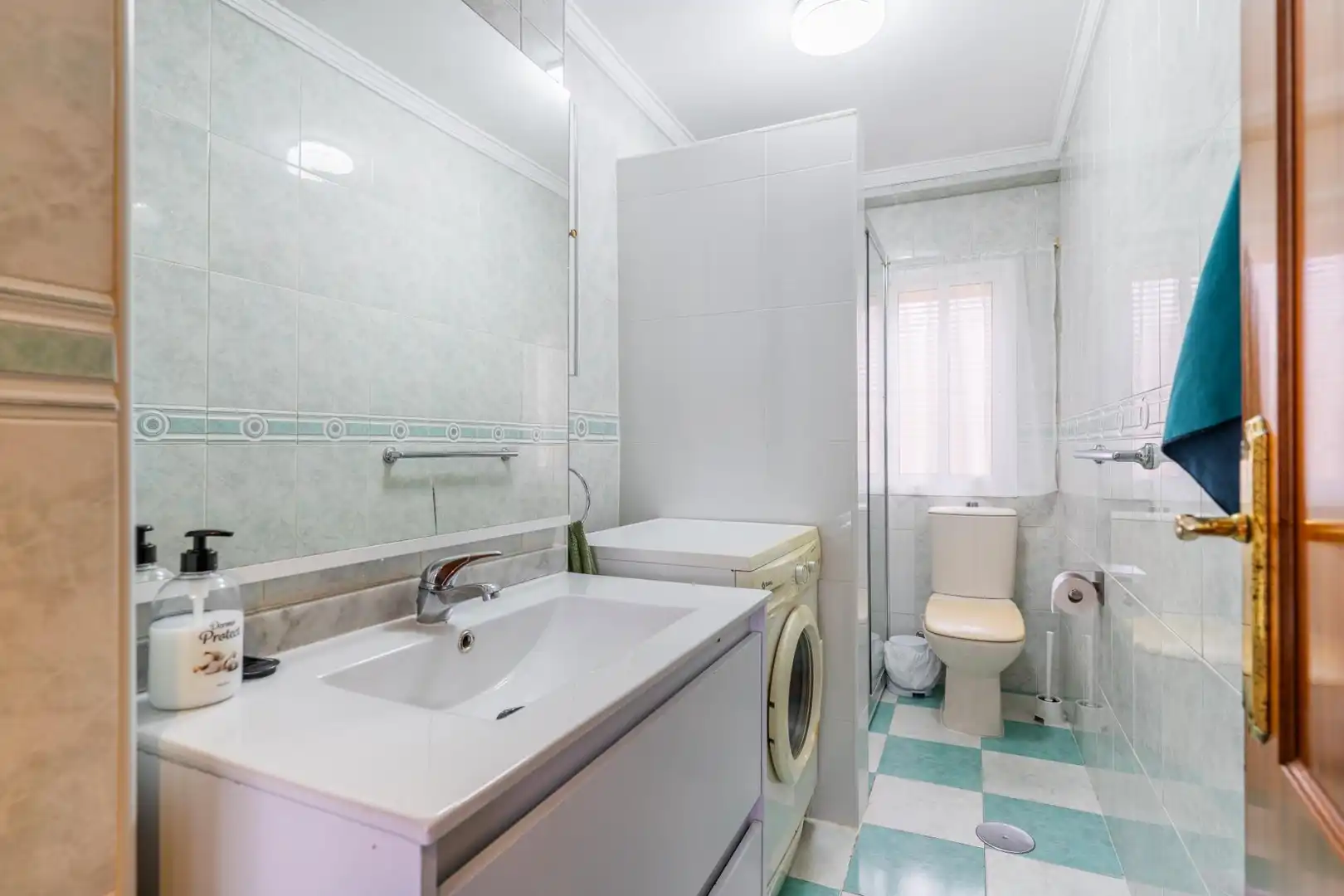 Bathroom of Houses for sale in Jerez de la Frontera