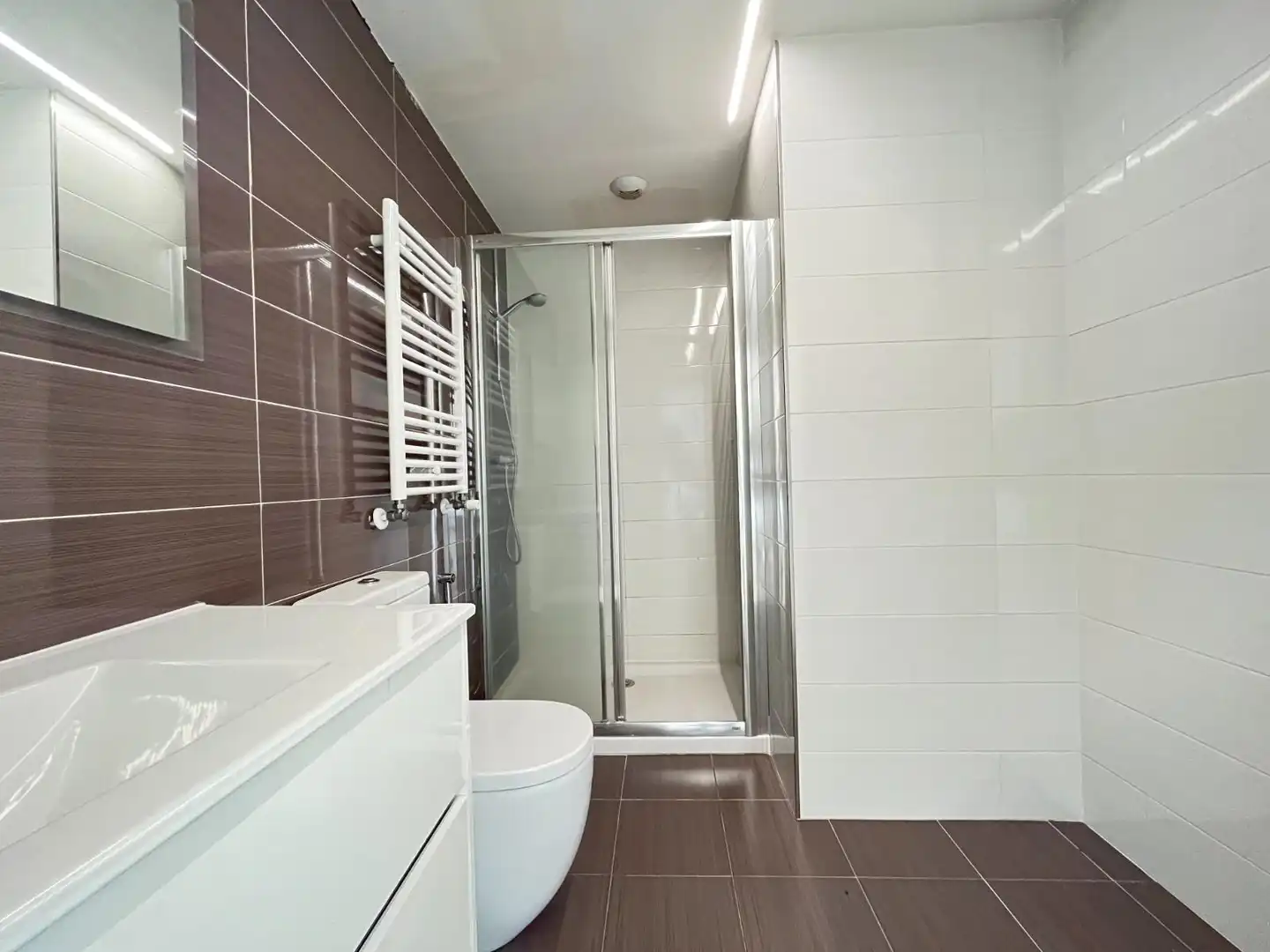 Bathroom of Flat for rent in Vigo   with Heating and Balcony