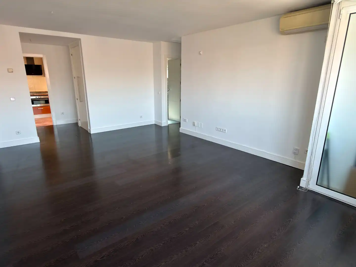 Flat for rent in Madrid  with Air Conditioner, Heating and Parquet flooring