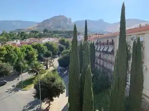 Außenansicht von Wohnung zur Miete in Jaén mit Klimaanlage, Möbliert und Ofen