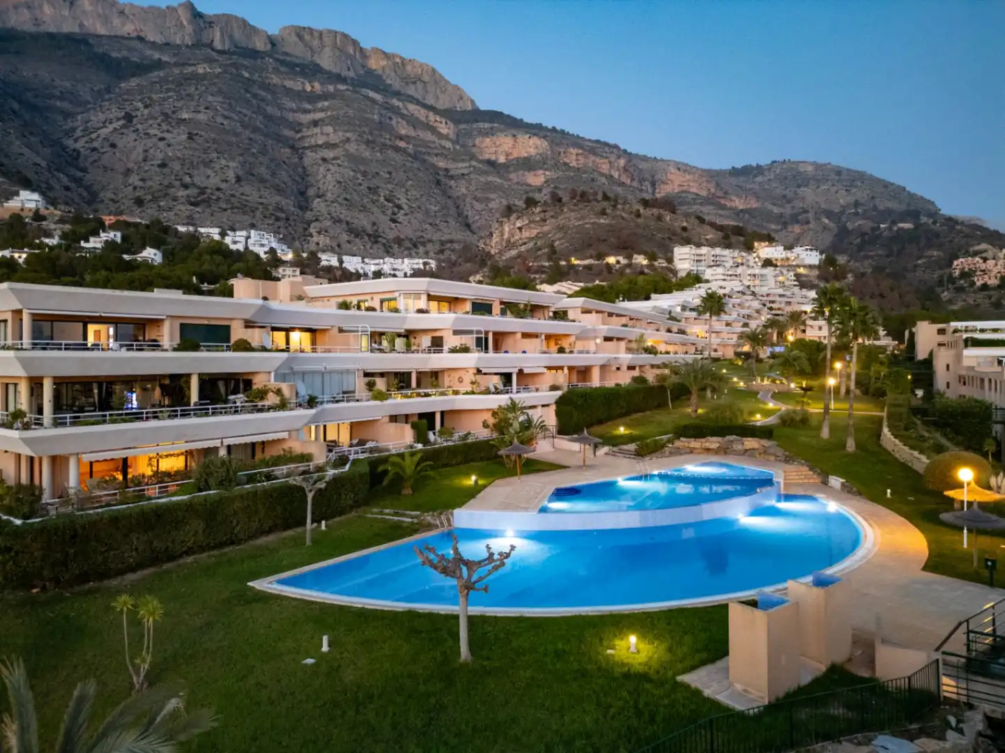 Vista exterior de Apartamento en venta en Altea con Aire acondicionado, Calefacción y Jardín privado