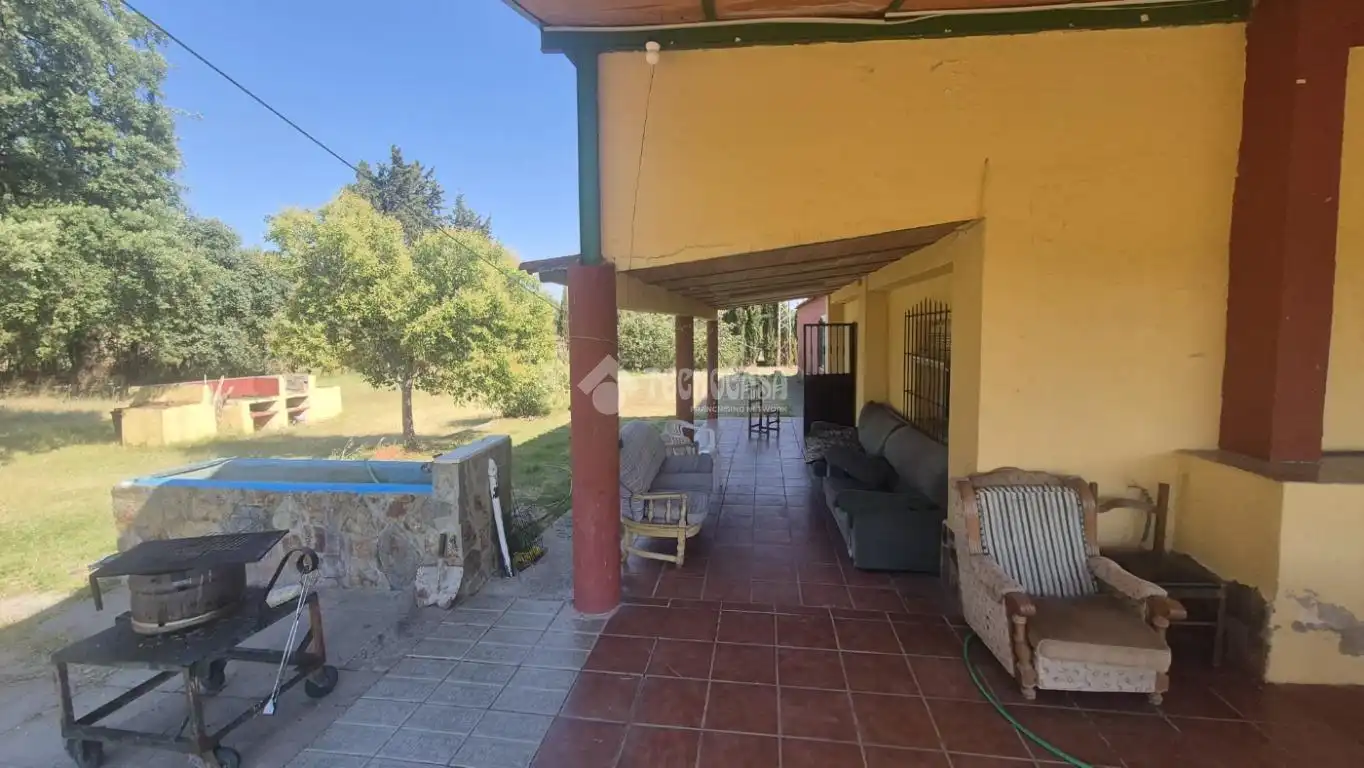 Jardín de Casa adosada en venta en Badajoz con Amueblado