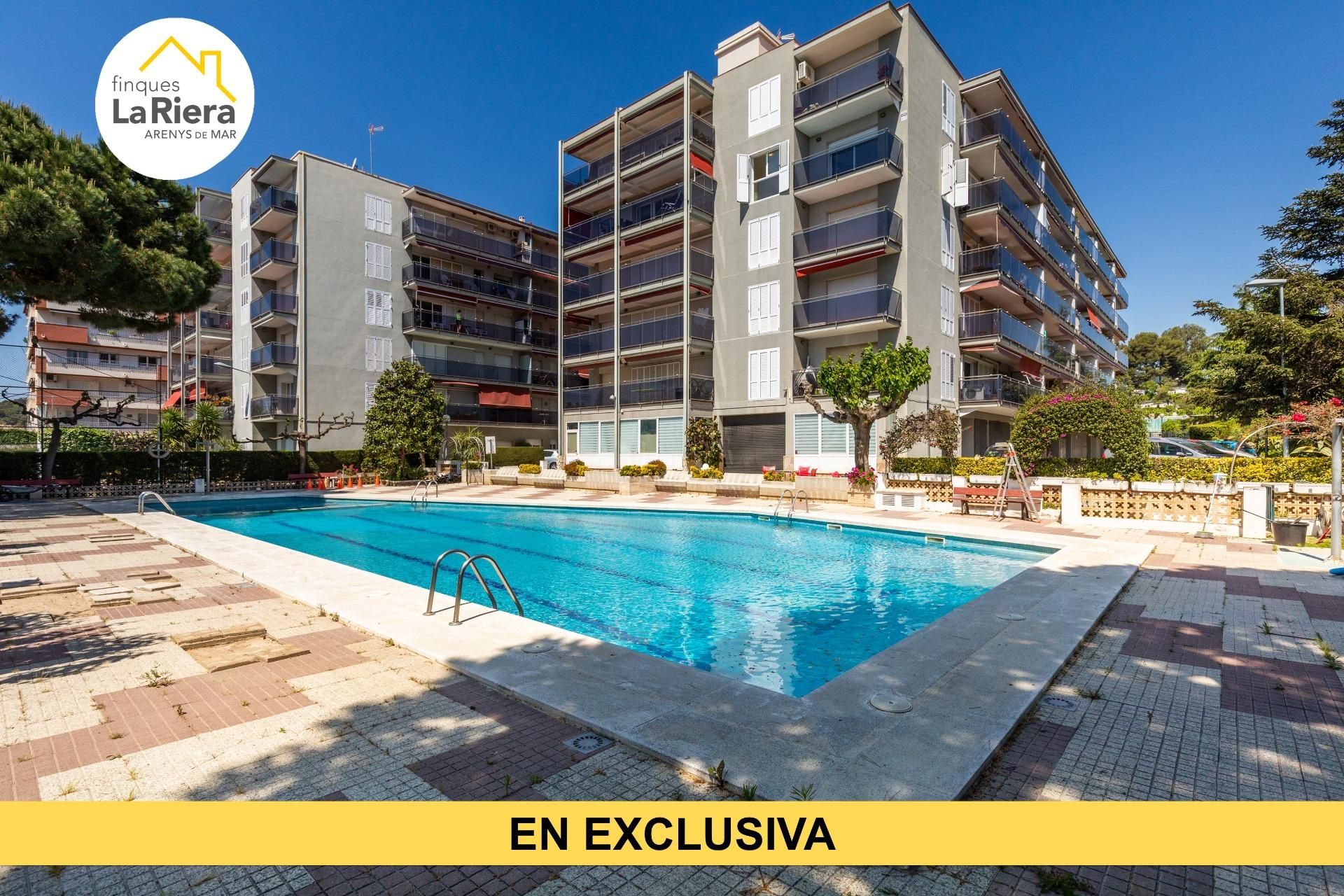 Piscina de Pis en venda en Arenys de Mar amb Jardí privat, Terrassa i Traster