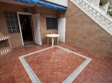 Wohnung zum Verkauf in Calle Benejúzar 4C