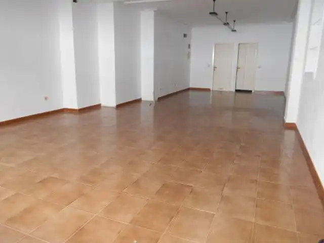 Local comercial en venda a Calle Marcelino González, imagen 6