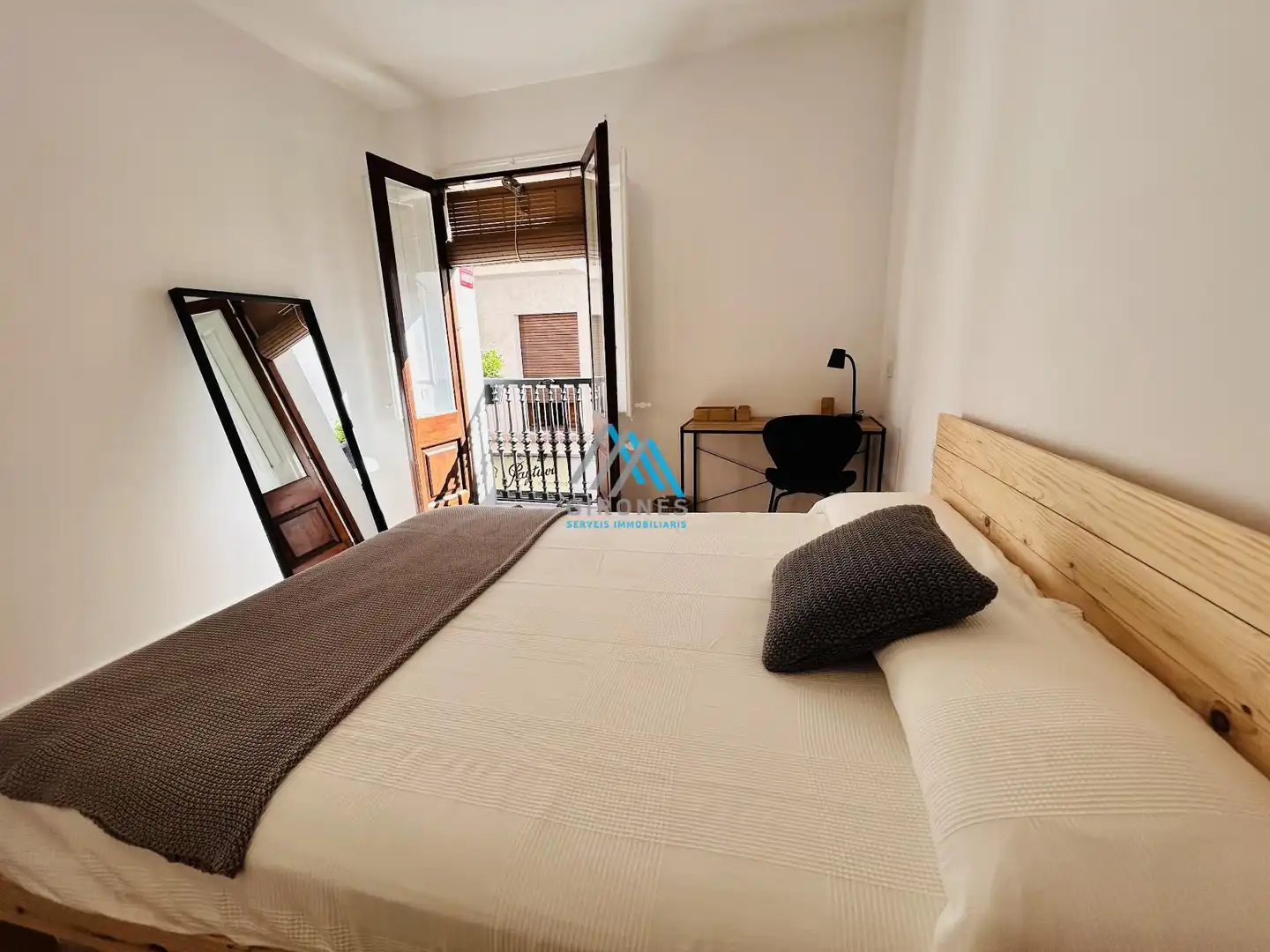 Dormitori de Apartament de lloguer en Sant Feliu de Guíxols amb Parquet i Moblat