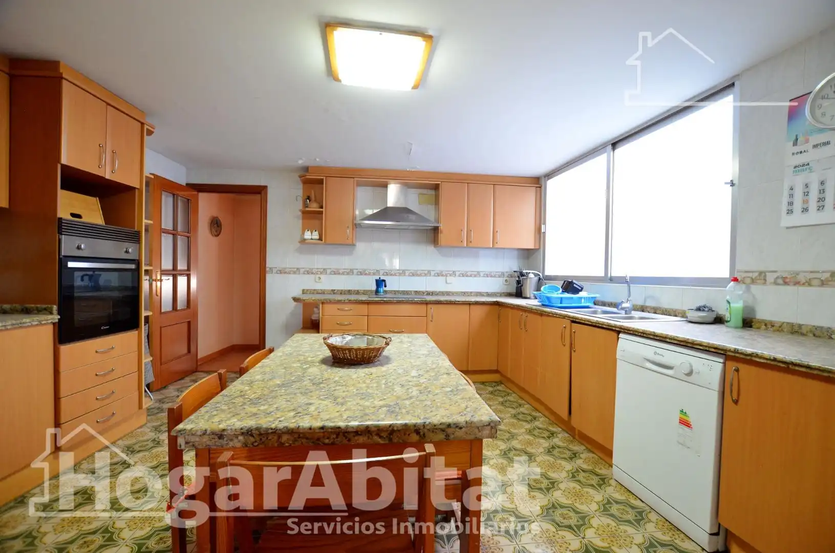 Cocina de Piso en venta en Gandia con Terraza, Trastero y Amueblado