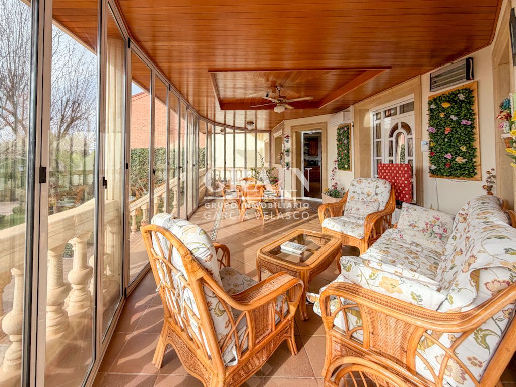 Terrassa de Casa o xalet en venda en  Albacete Capital amb Aire condicionat, Calefacció i Jardí privat