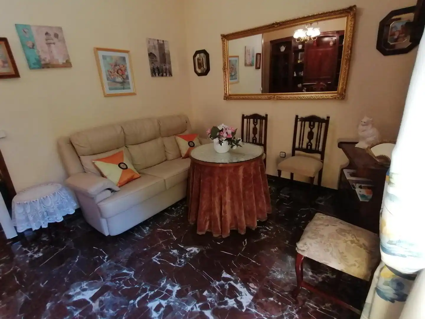 Sala de estar de Piso de alquiler en Jaén con Amueblado