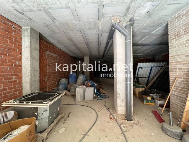 Local comercial en Venta en El Llombo