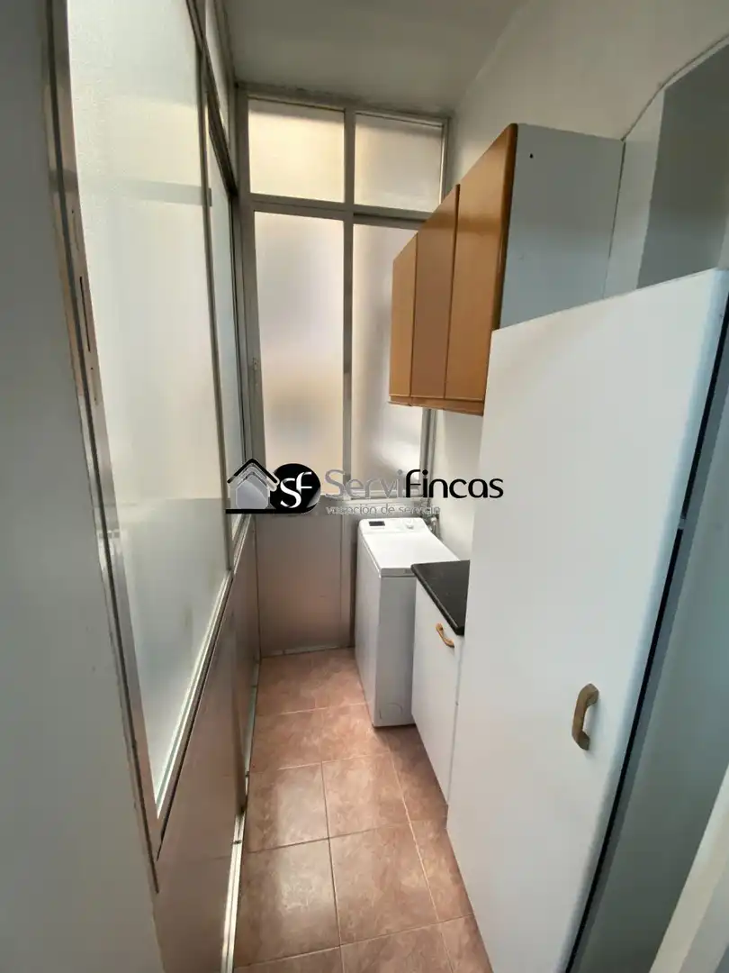 Cuina de Pis de lloguer en Madrid amb Aire condicionat, Calefacció i Parquet