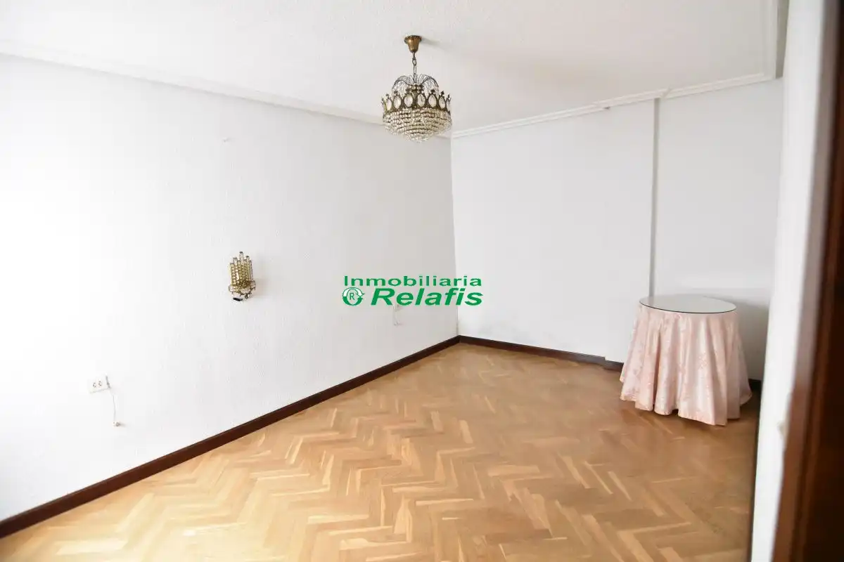 Flat with terrace for sale in San Blas 8-10, imagen 7