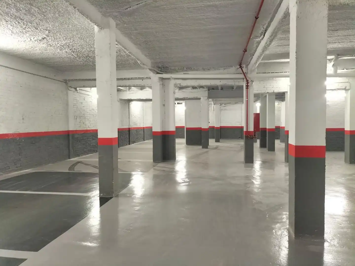 Einzelparkplatz zur Miete in Paseo Cristòfol Colom 24, imagen 3