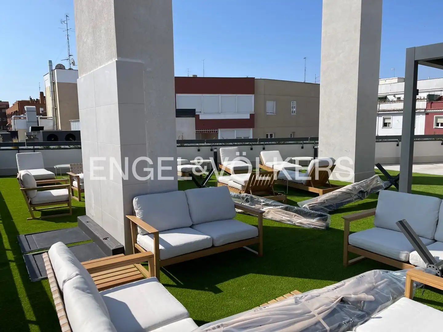 Terraza de Piso en venta en Madrid con Calefacción, Jardín privado y Parquet