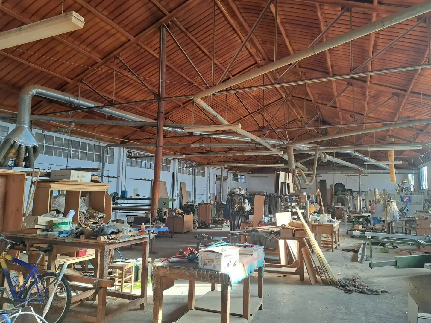 Nave industrial en venta en Requena