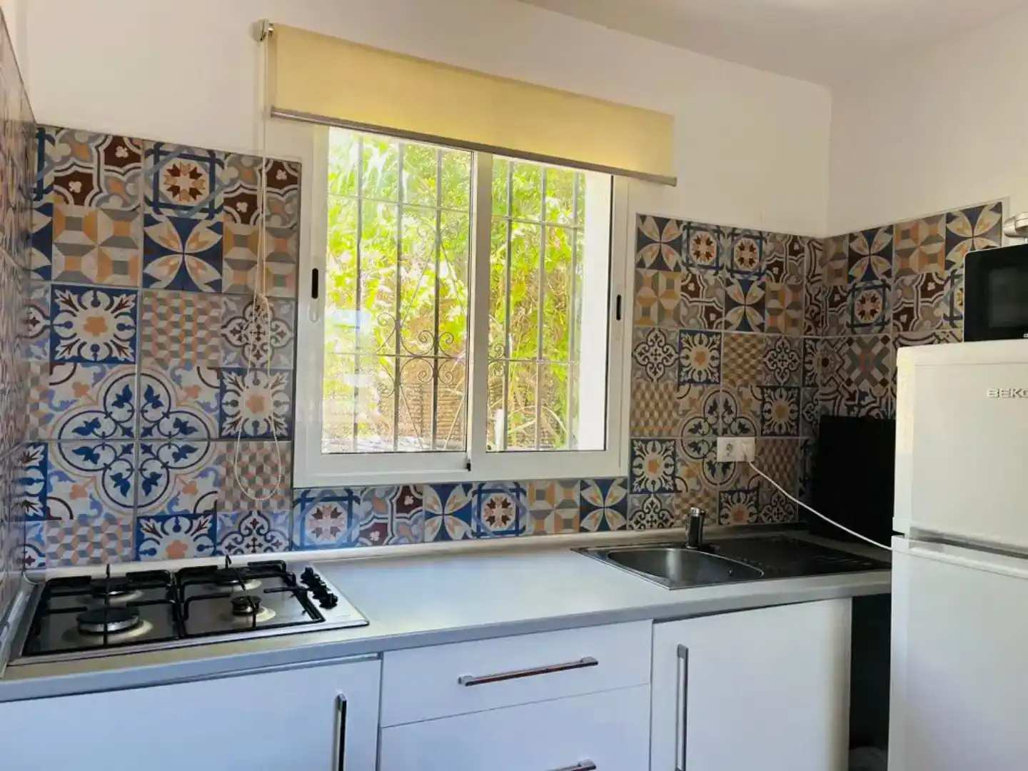 Cuina de Finca rústica en venda en Cártama amb Aire condicionat i Piscina