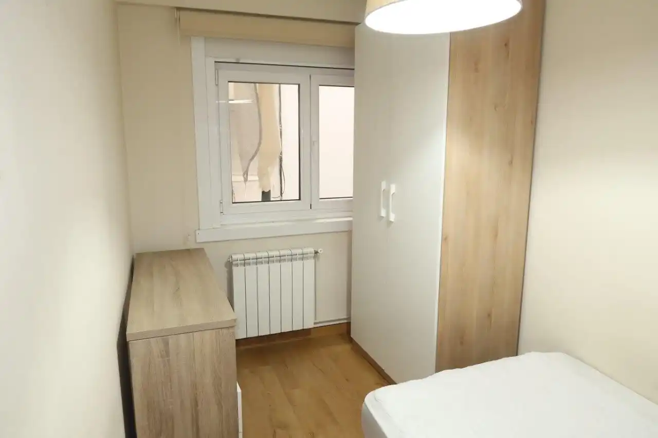 Bedroom of Flat for sale in A Coruña Capital   with Heating, Storage room and Furnished
