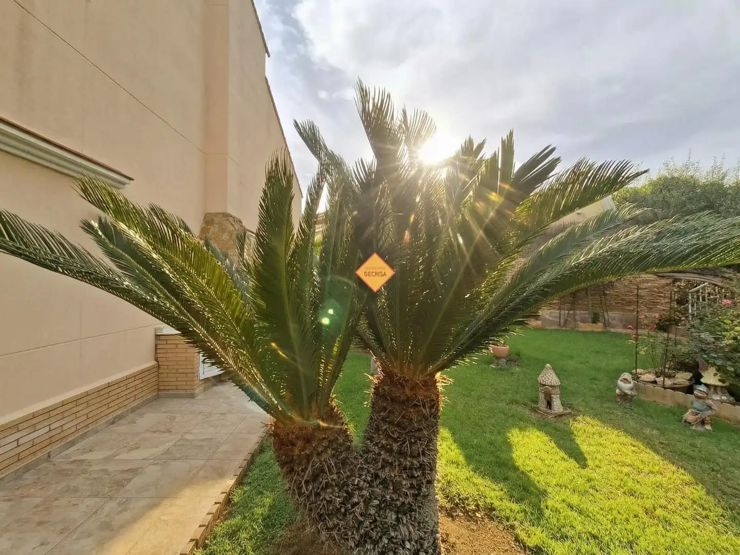 Jardí de Casa o xalet en venda en Paterna amb Aire condicionat, Calefacció i Jardí privat