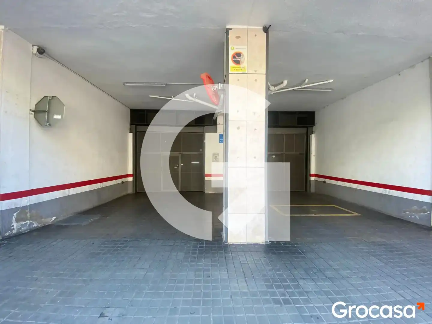 Parkplatz von Garage zum Verkauf in L'Hospitalet de Llobregat