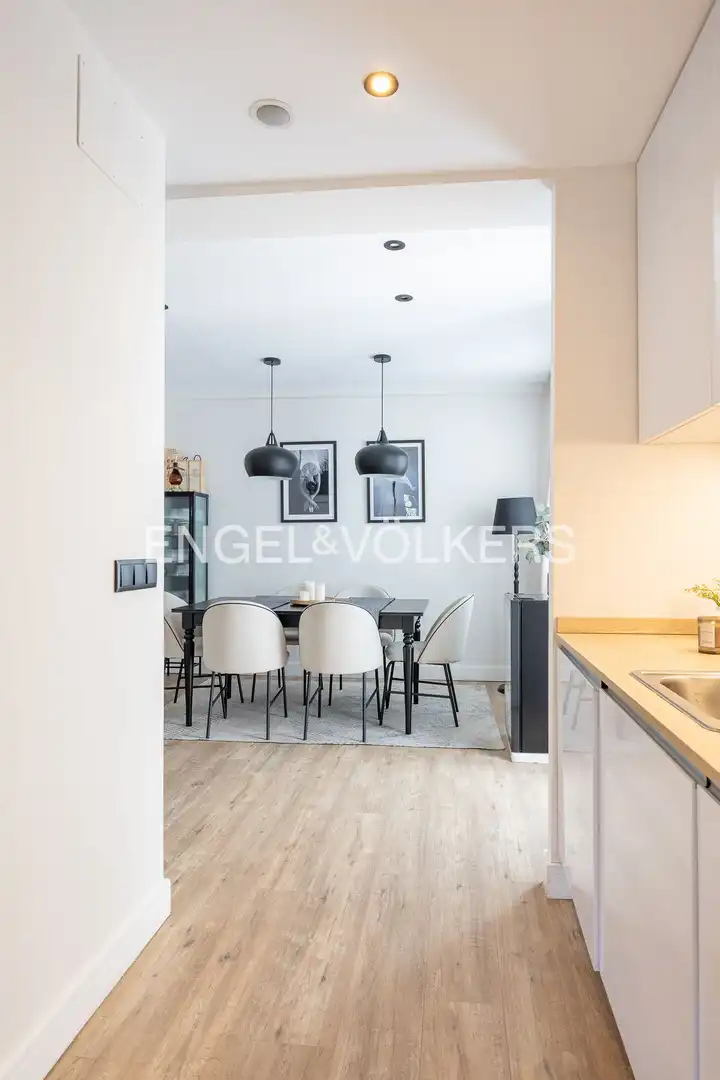 Dining room of Flat for rent in Madrid  with Air Conditioner, Heating and Terrace