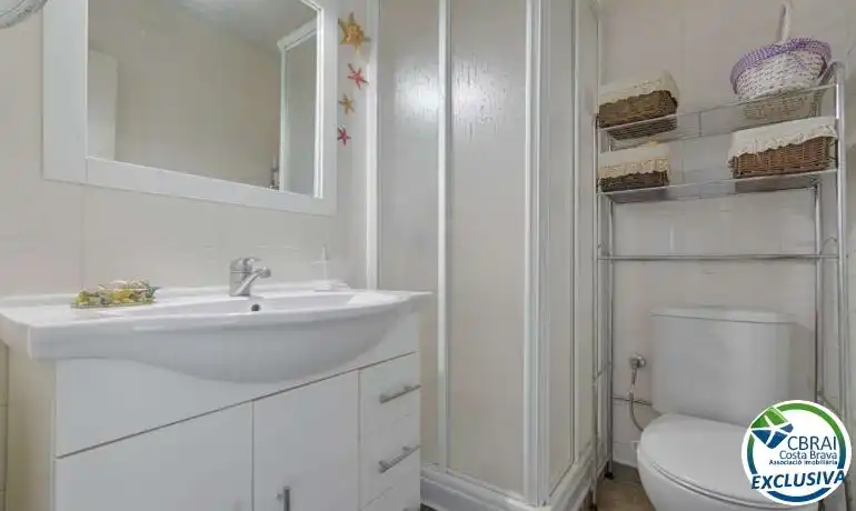 Bathroom of Detached homes for sale in Roses  with Private garden and Community pool