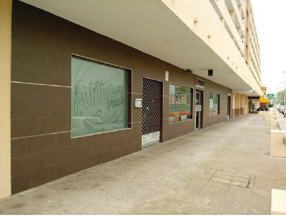 Local en venta en La Pobla de Farnals