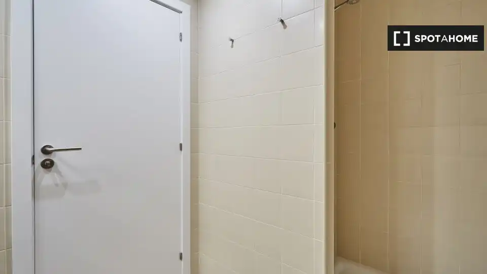 Wohnung zur Miete in El Baix Guinardó