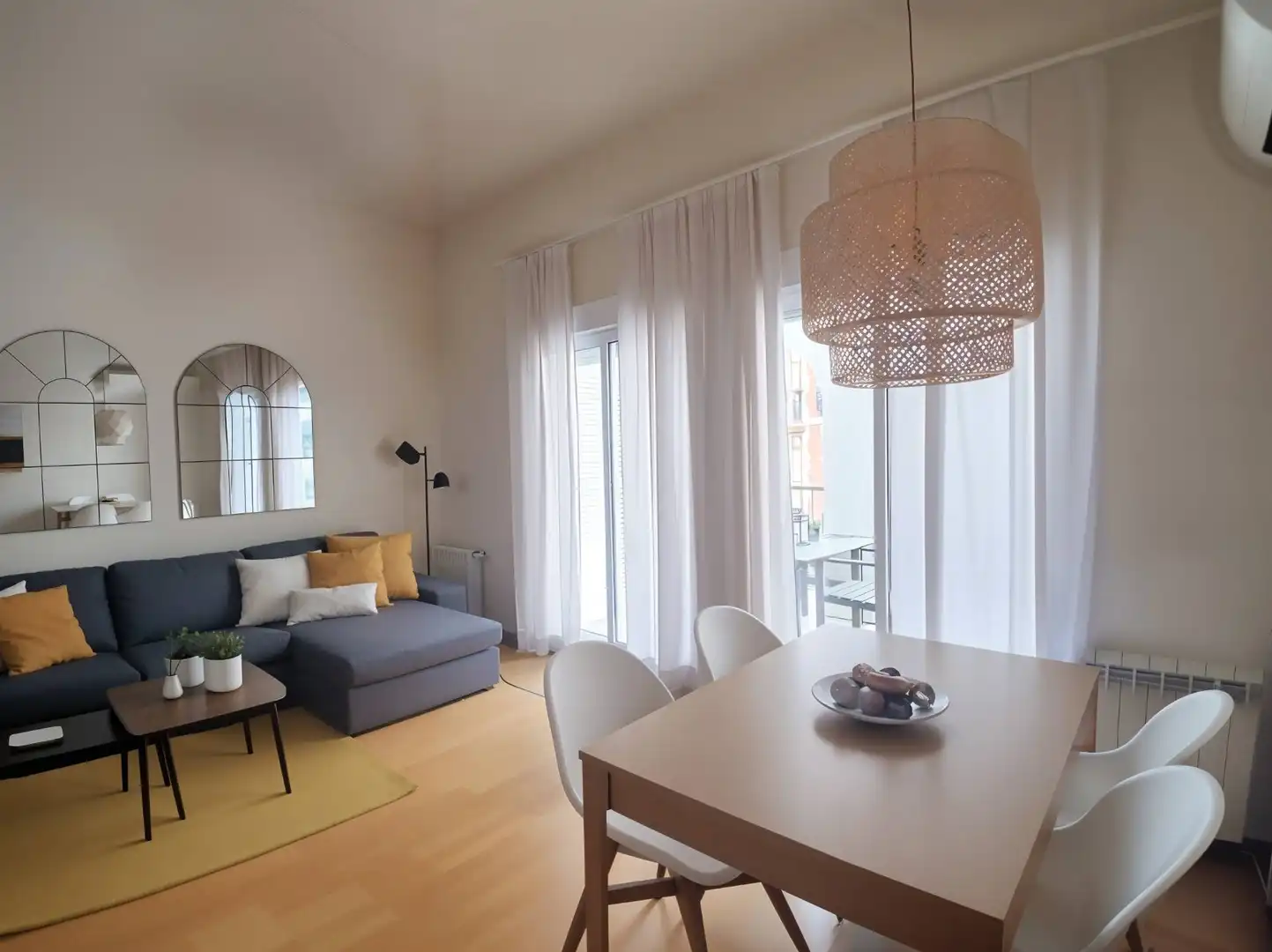 Sala de estar de Ático de alquiler en Cartagena con Aire acondicionado, Calefacción y Parquet