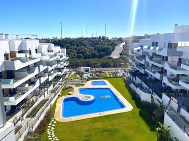 Apartament amb balcó en venda a Calle Argentina