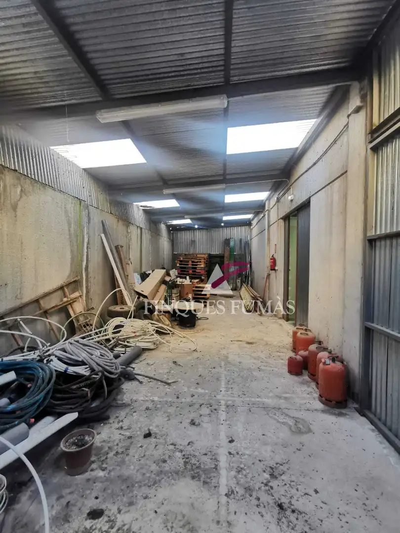 Fabrikhallen zur Miete in Tàrrega mit Alarm