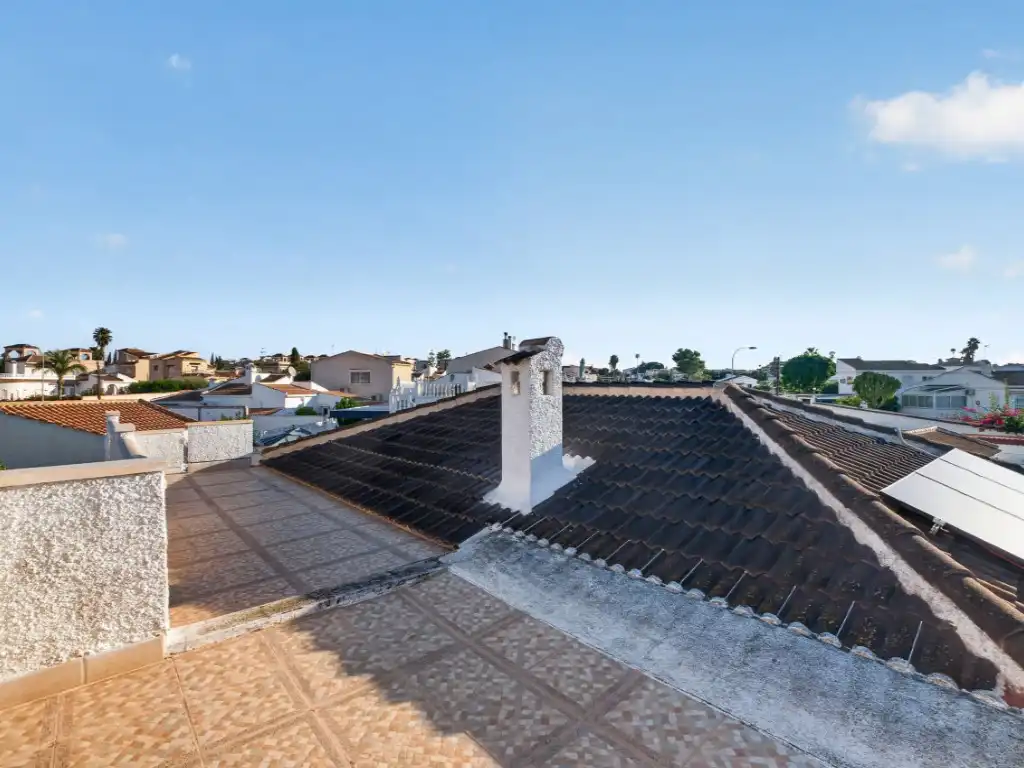 House with pool for sale in Calle Ravel 109, imagen 27