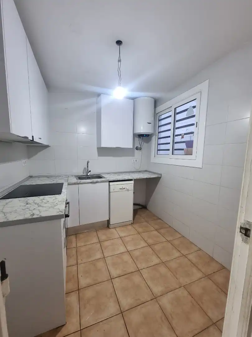 Flat for sale in Sants - Montjuïc, imagen 4