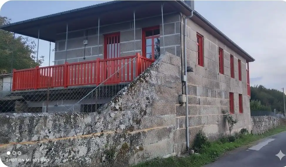 Casa rústica amb jardí en venda a O Pereiro de Aguiar