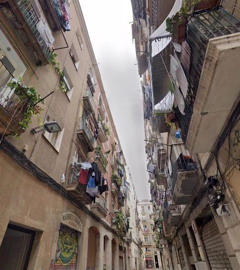 Foto 2 de Apartamento en venta en Calle Lleo, El Raval, Barcelona Capital