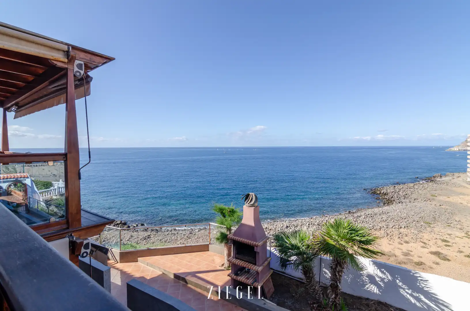 Exterior view of Houses for rent in Mogán  with Terrace, Swimming Pool and Furnished