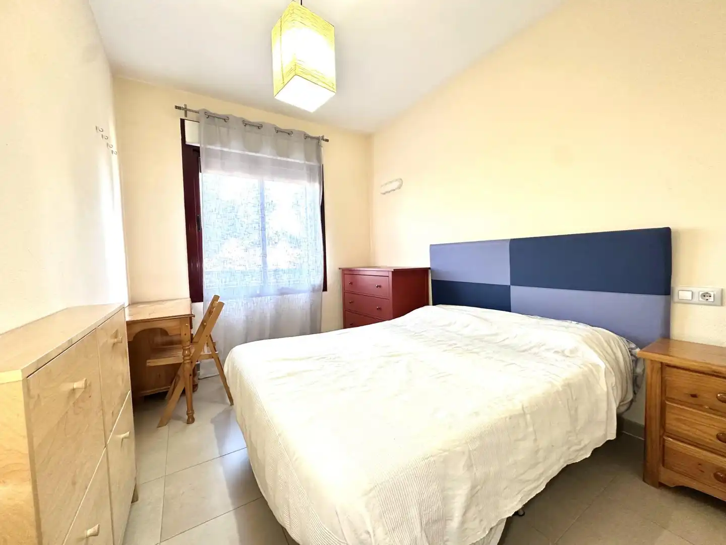 Dormitori de Apartament en venda en Lorca amb Traster i Piscina comunitària