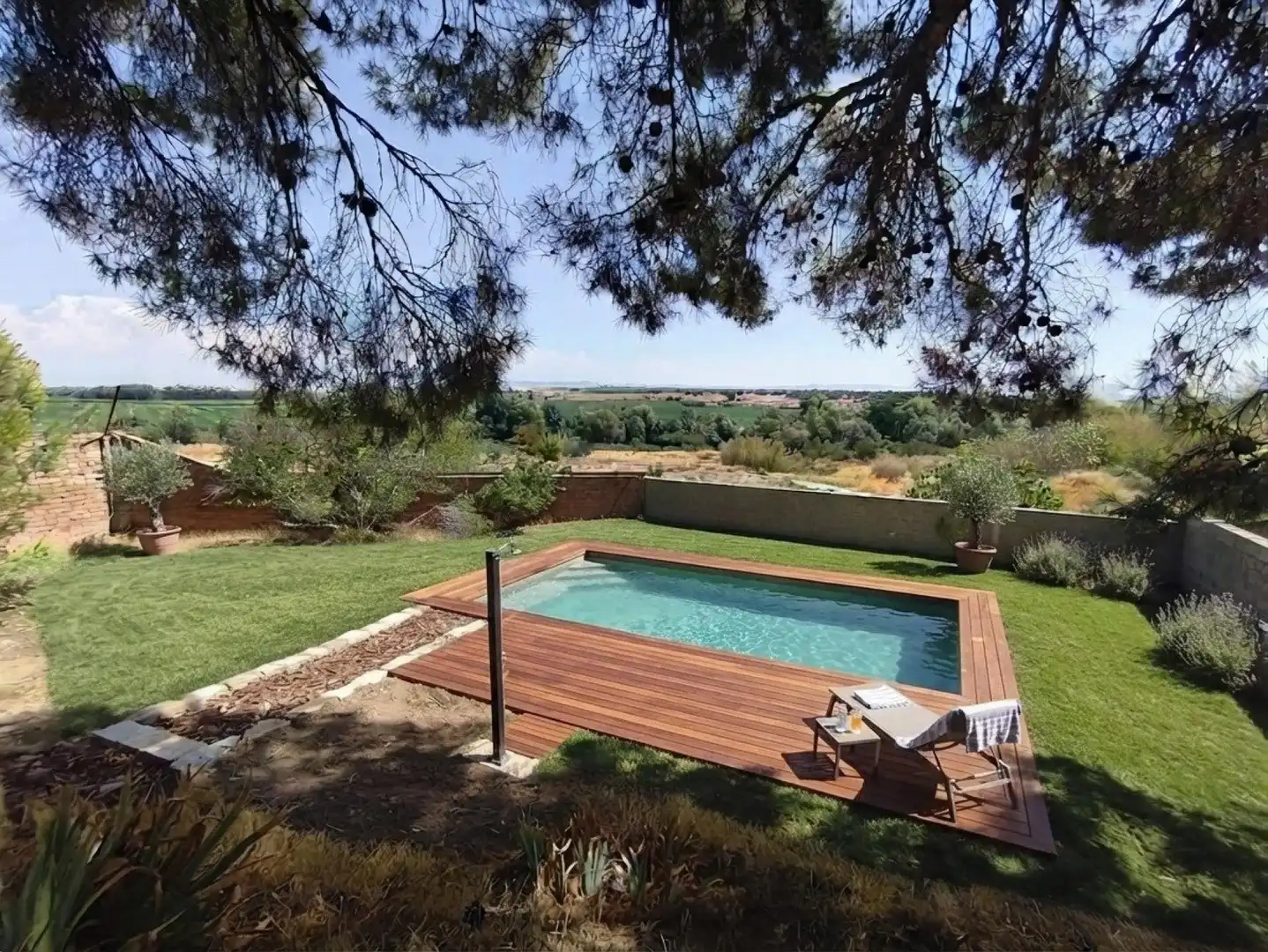 Piscina de Casa o chalet en venta en Torres de Barbués