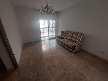 Living room of Flat for sale in Leganés  with Terrace and Balcony