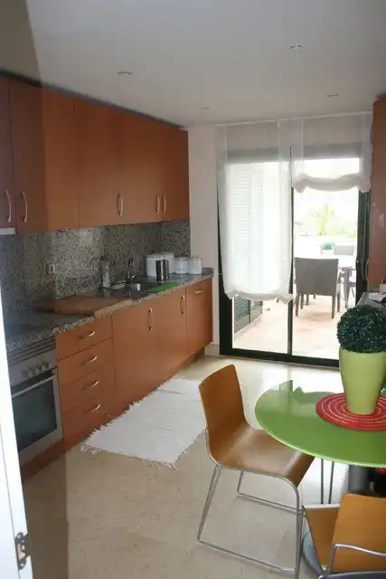 Apartamento con piscina en venta en Benahavís pueblo, imagen 5