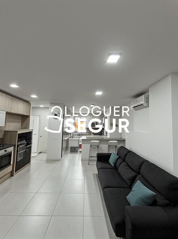 Flat to rent in Sabadell  with Air Conditioner and Furnished